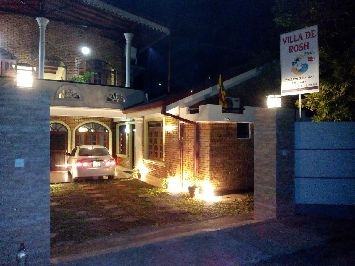 Villa De Rosh Ettukala Luaran gambar